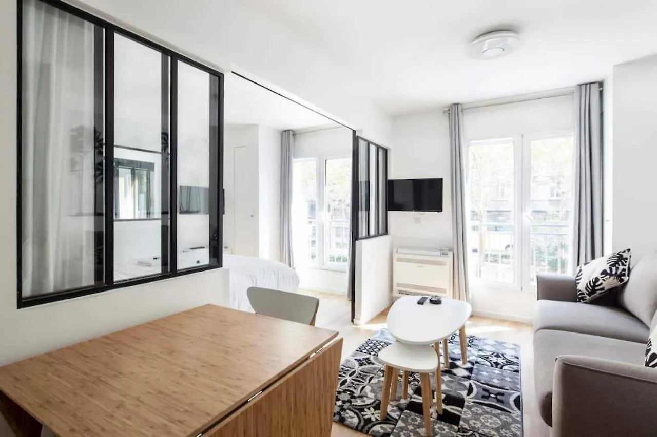 Cosy Apartment 1- Sacree Coeur Montmartre Paris