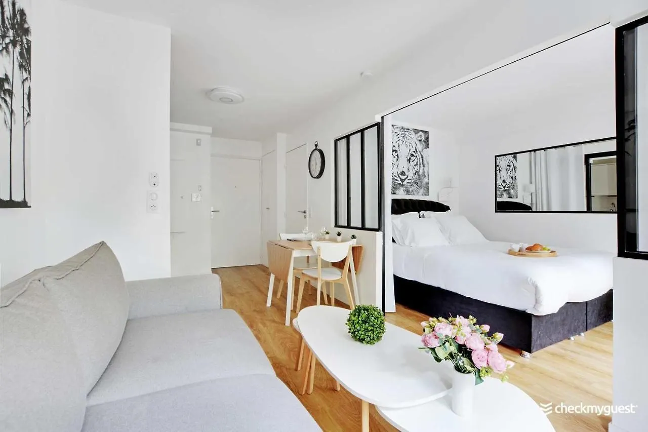 Cosy Apartment 1- Sacree Coeur Montmartre Paris