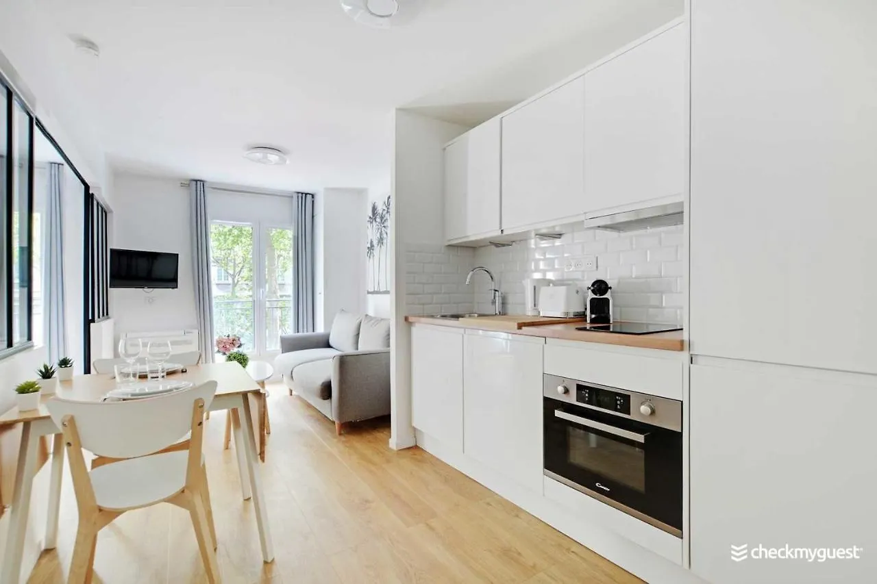 Cosy Apartment 1- Sacree Coeur Montmartre Paris